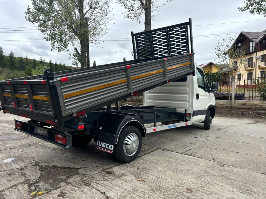 Iveco daily basculabil pe cutie 35c15 50c18 70c15 Mercedes sprinter