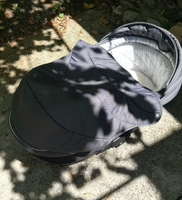 Бебешка  количка Camarello