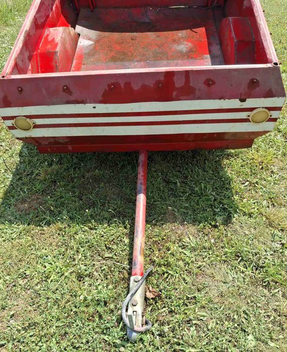 Ремарке за лек автомобил