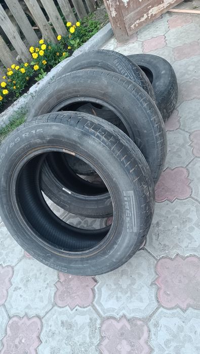 Продам резину б.у.