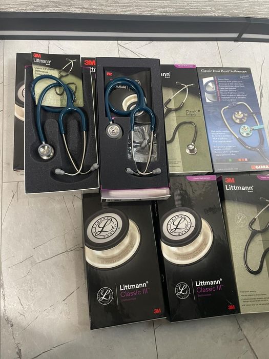 Стетоскопи Littmann и GIMA