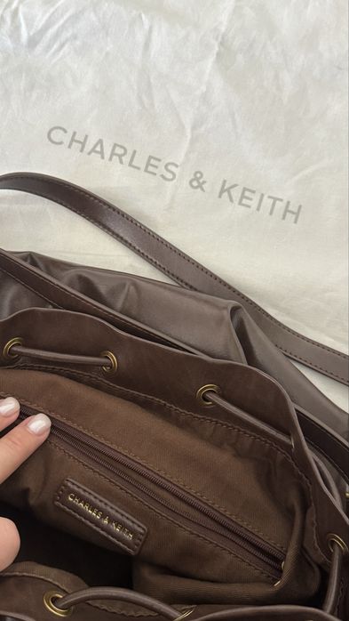 Charles & Keith сумка