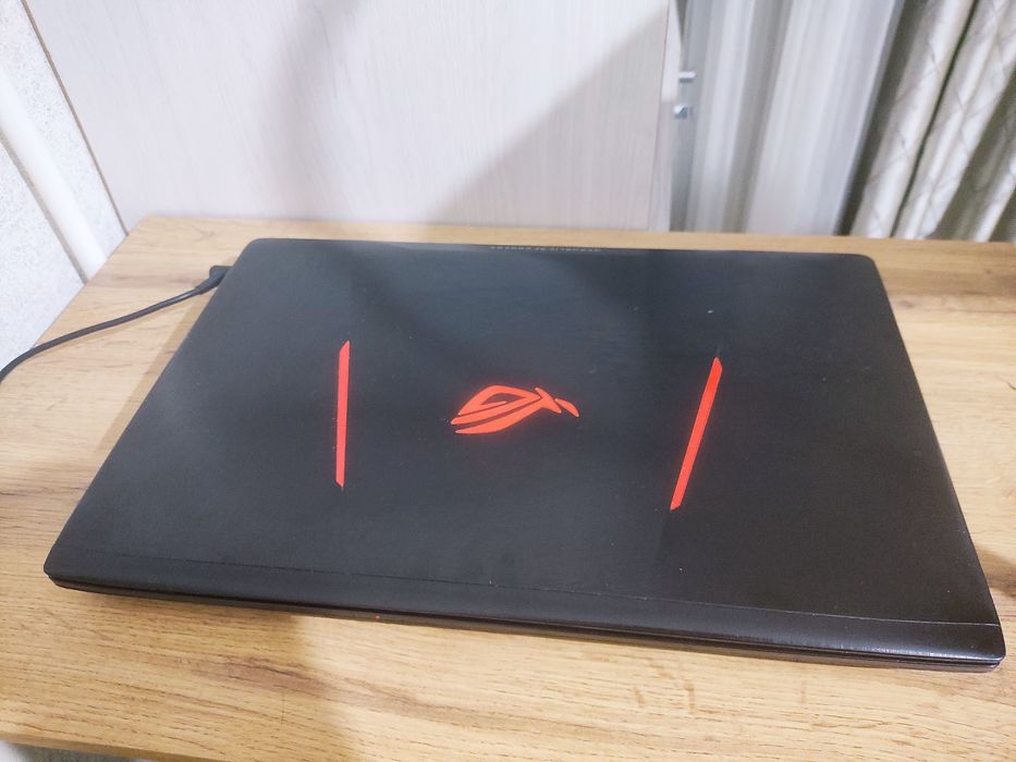 Игровой ноутбук asus rog strix