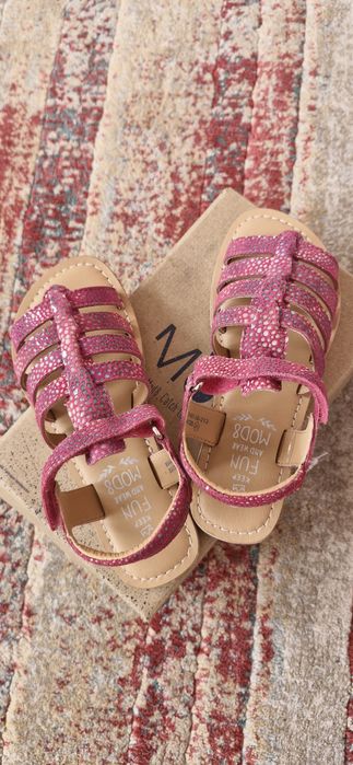 Сандали за момиче от естествена кожа