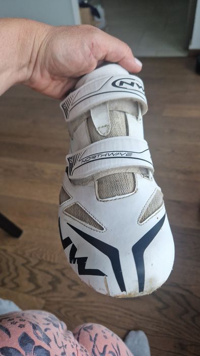 Papuci ciclism Northwave Jet Evo, mărimea 47 – gata de pedalat!