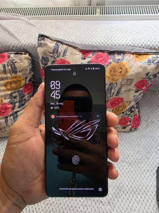 Asus rog phone 8 pro