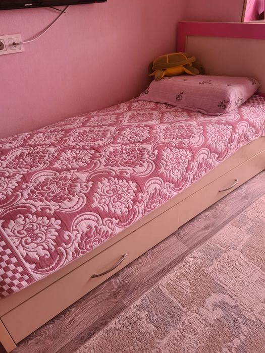 Кровать для детей и подростков