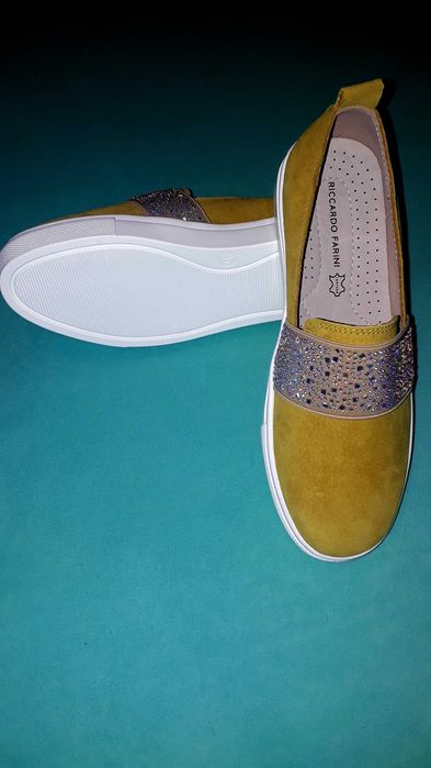 Удобни дамски мокасини от естествен велур