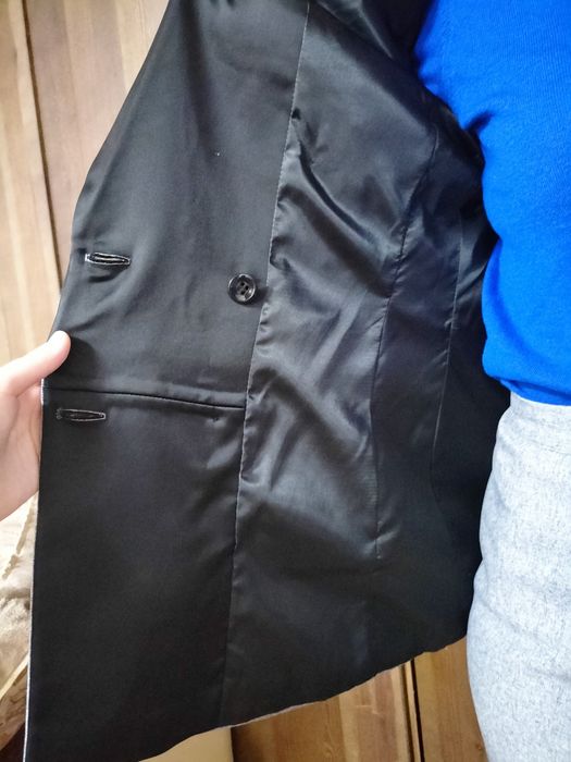 Продам классический костюм