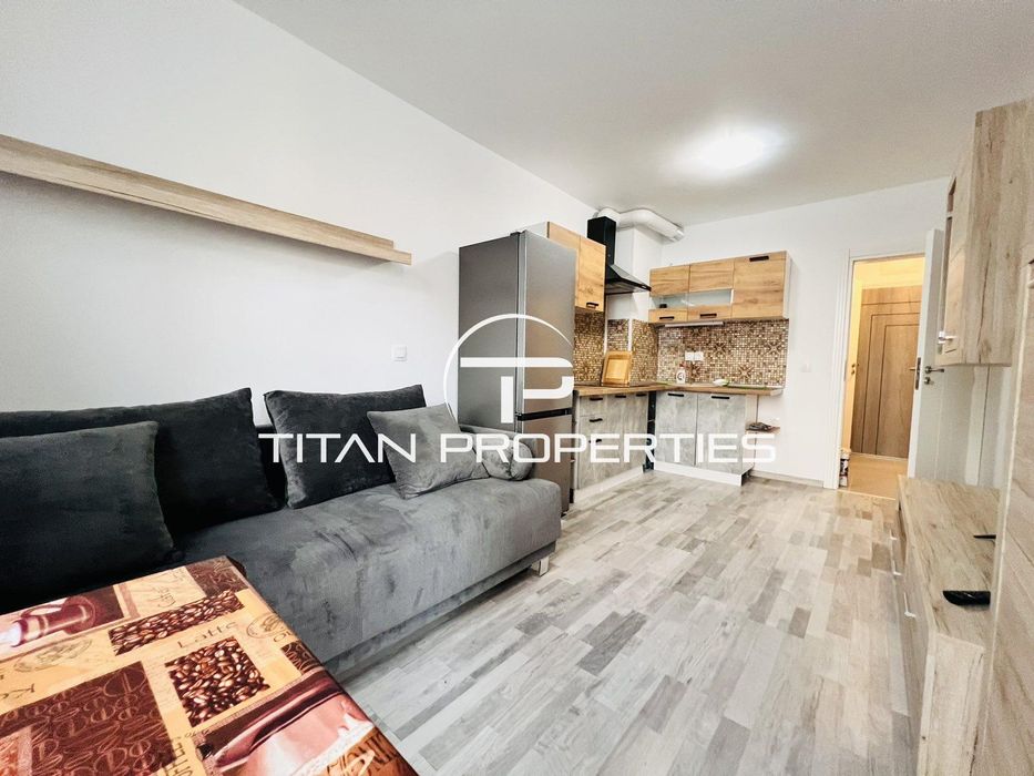 Дава се под наем Двустаен апартамент в Бургас, Зорница - 65 кв.м за 561 € - Снимка #2