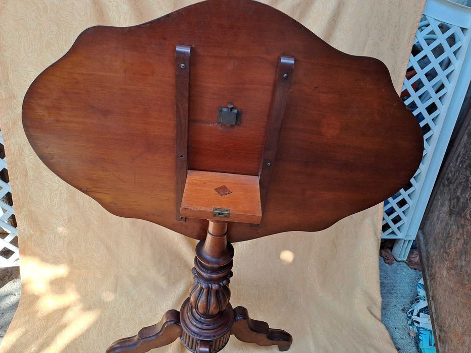 masa rabatabila lemn nuc Franta anii 1800