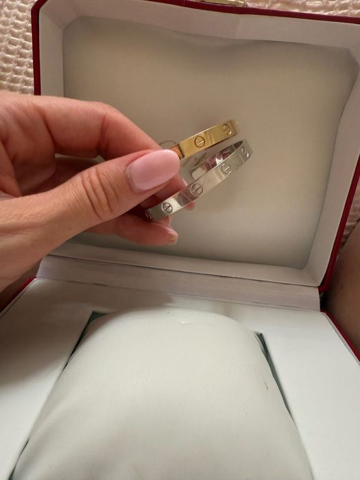 Златна гривна Cartier