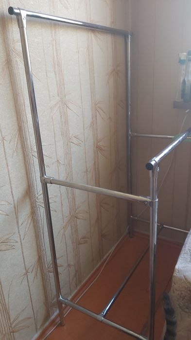 Стойка для одежды новая