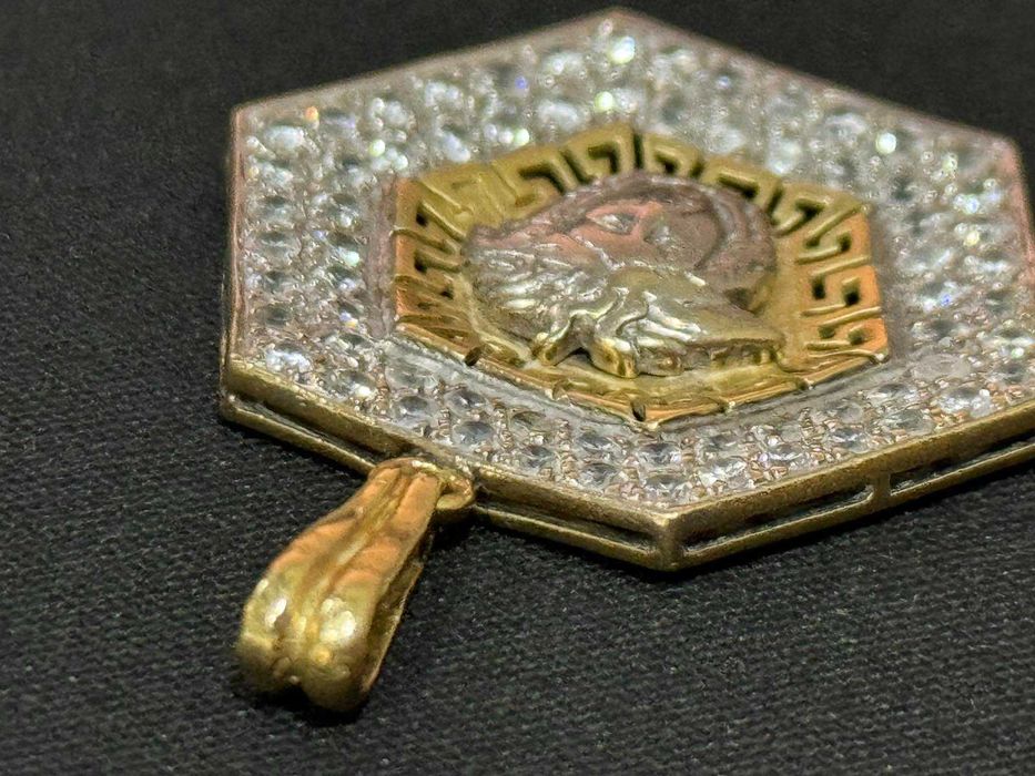 Златна висулка / медальон Versace - 14К(11.45гр)