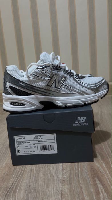 Кроссовки new balance 740,