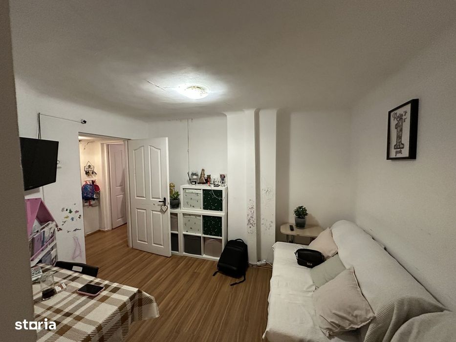 Apartament in vila interbelica, curte, strada linistita Tineretului