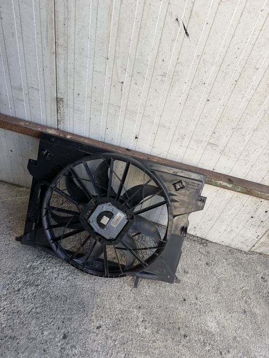 Ventilator electroventilator Mercedes CLS W219 3.0 CDI e class W211 2.2 CDI 3.0 CDI CLS320 E220 E320 A2115001693 | A2115050555