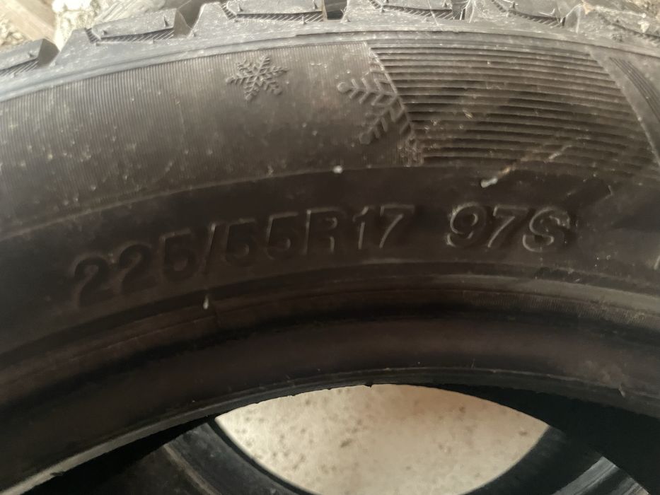 Зимние шины 225/55/17