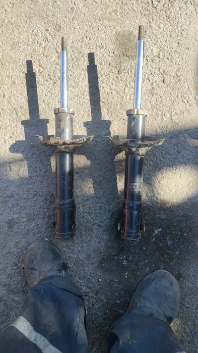 Passat B3 Амортизаторы передние и задние