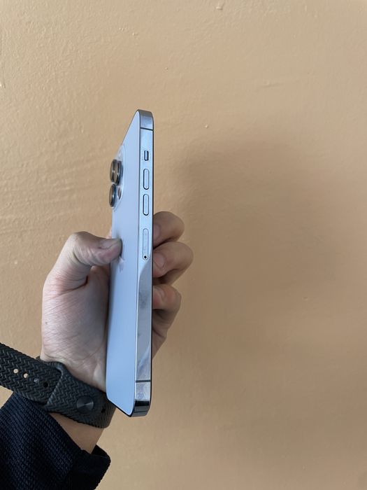 Продается айфон 13про макс