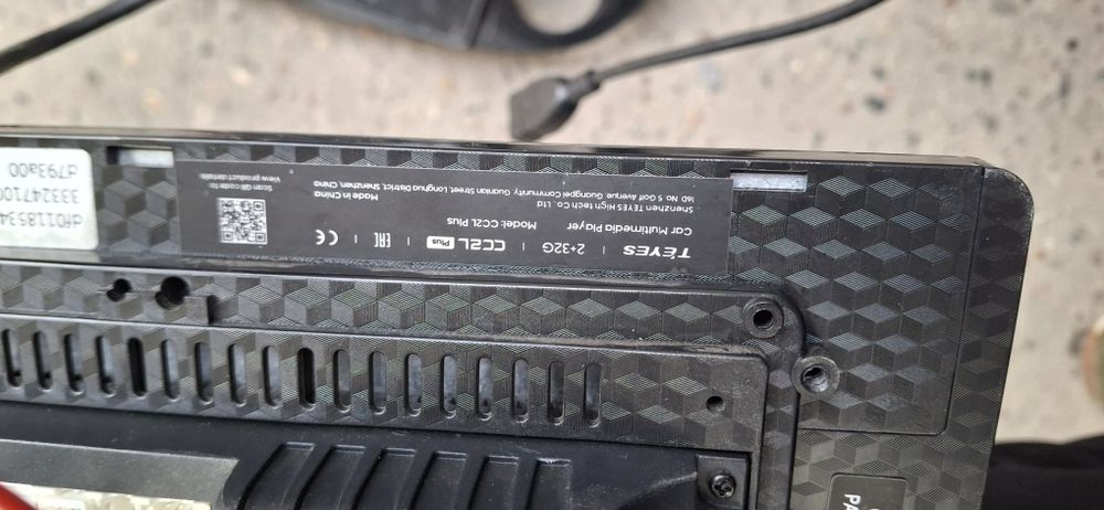 Продам Тейес монитор CC2 L 2/32 gb с рамкой жентра