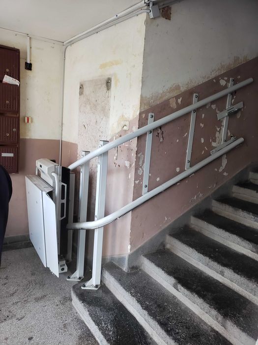 Стълбищни платформи за инвалидни колички 2 броя