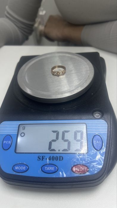 Кольцо из золота