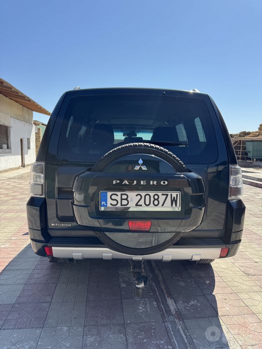 Mitsubishi Pajero 2010