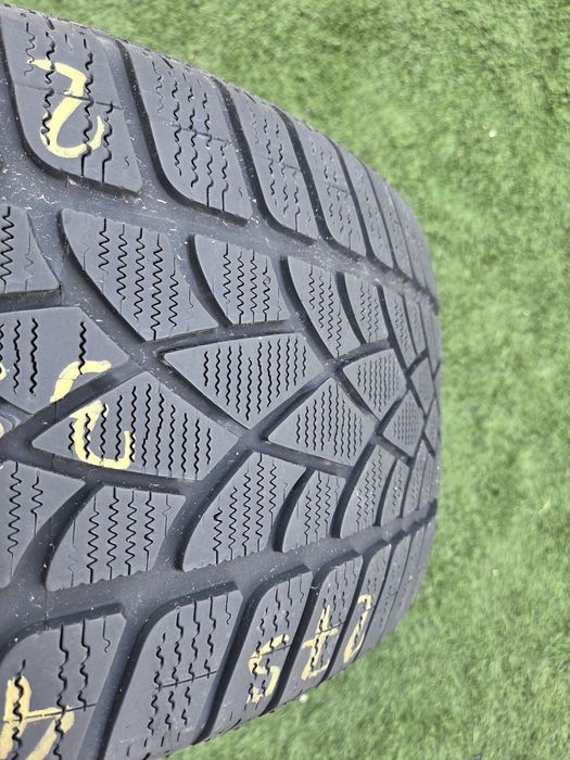 275 40 19 Dunlop m+s O Bucata