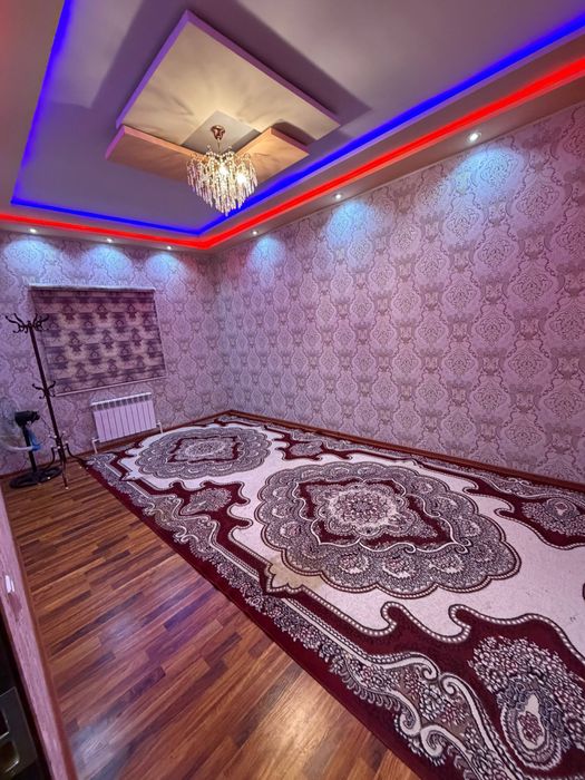 Dom 3 xonalik zafaron restarani roparasi 2 etaj