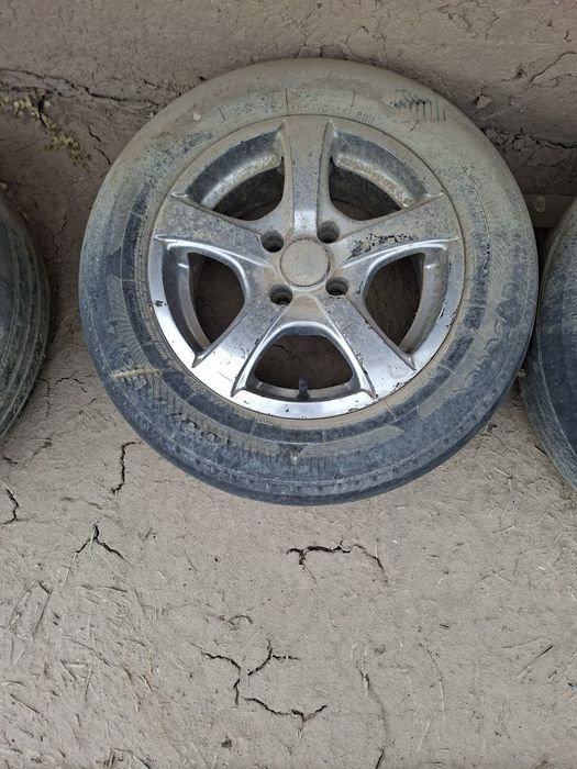 4ta diska bolon sotiladi
