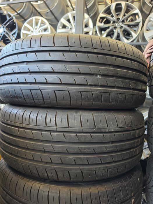 4 Броя 215/55/17 Nexen 7mm
