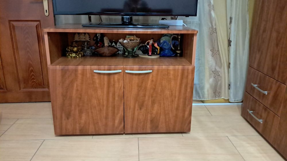 Dormitor  Rareș Cires