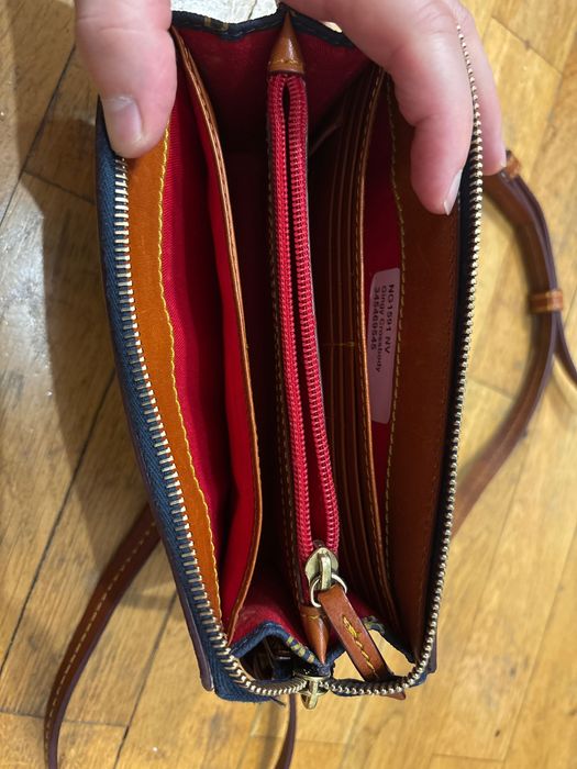 Dooney & Bourke Gingy Crossbody дамска мини чанта