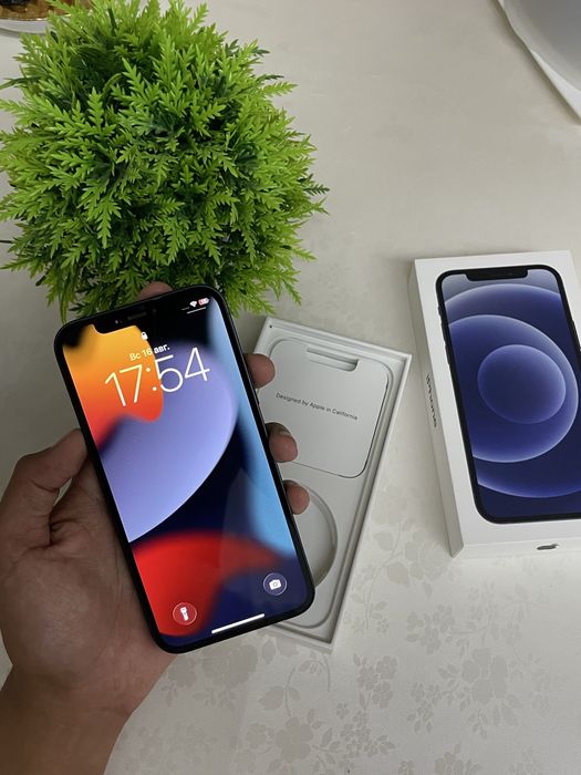 Телефон iPhone 12 128gb