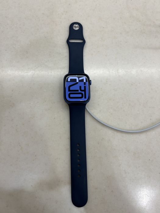 Умные часы Apple Watch Series 7 45 mm
