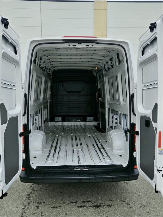 Volkswagen Crafter 2021 2.0 TDI 140 CP