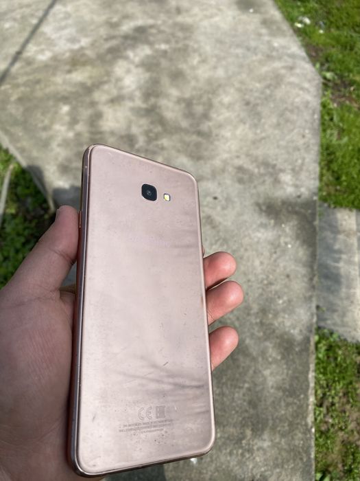 Samsung galaxy j 4 plus !