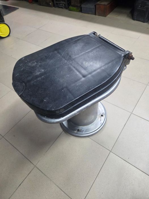 Унитаз из нержавеющей стали