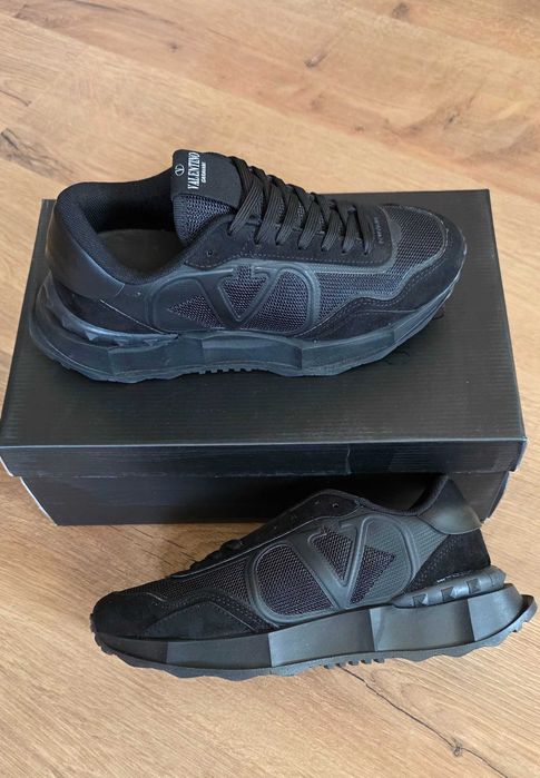 Мъжки маратонки обувки кецове Valentino