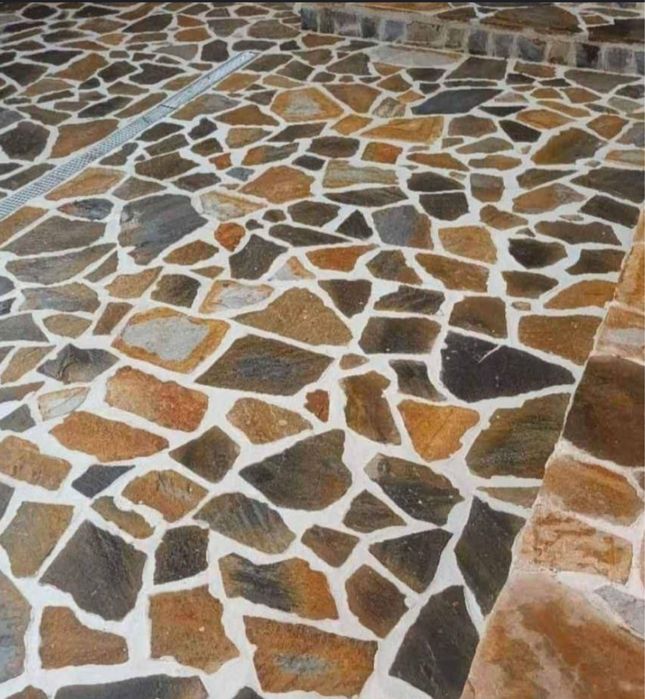 Piatra de munte - livrare + montaj