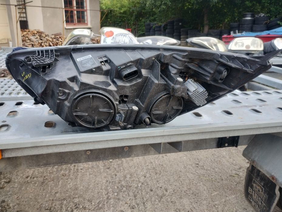 Десен фар Ford Transit custom