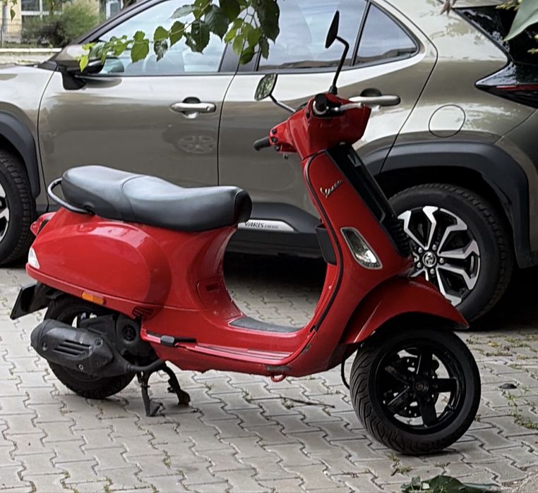 Scuter Piaggio Vespa S50 50cm 4T