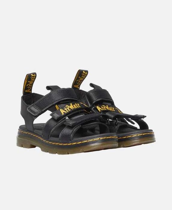 сандали Dr. Martens