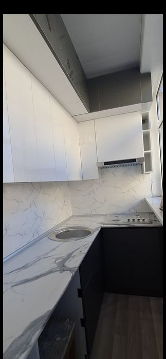 Кухонный гарнитур для 6-ти метровой веранды