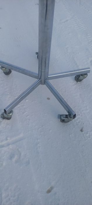 Вешалка для одежды