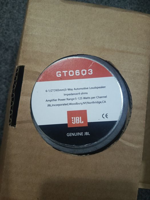 Продам динамики JBL