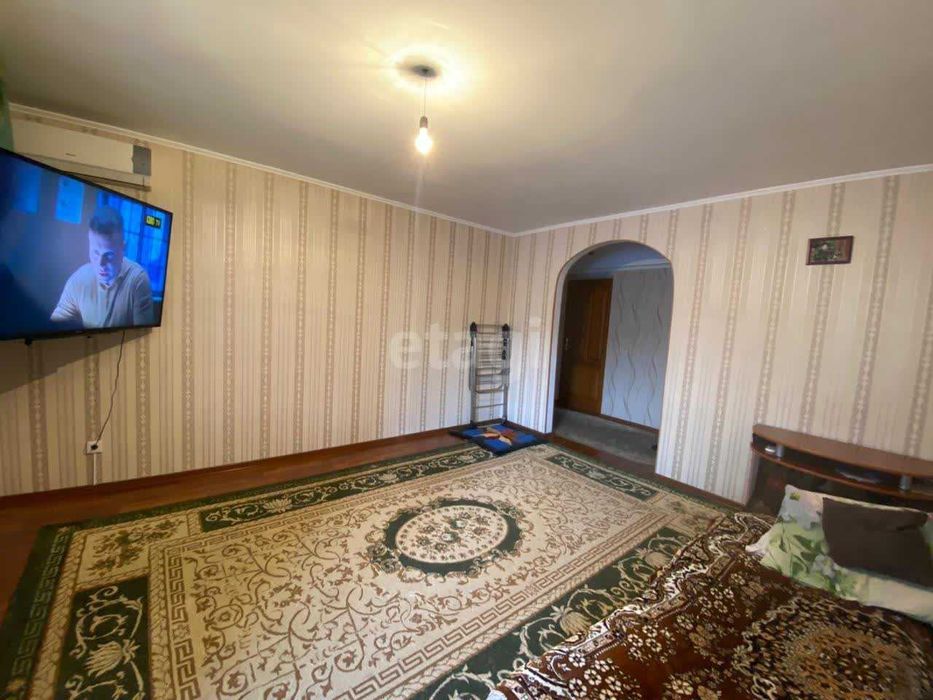 Продам 4х комнатную квартиру