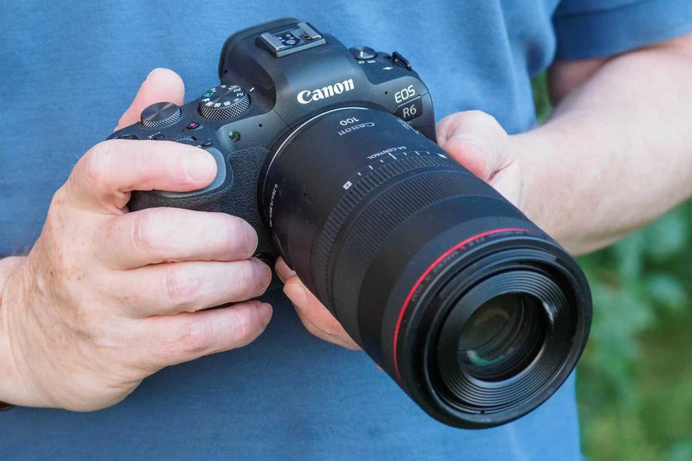 Body Canon EOS R6, Camera Mirrorless , Ca Nou, Baterie Originala, Cage