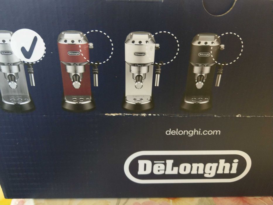 Експресо кафемашини De'Longhi Dedica Style EC 685